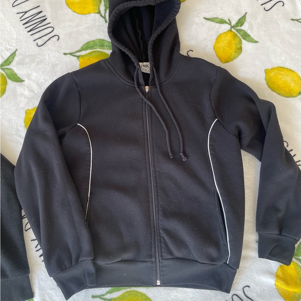 Two jackets 😍😘🥰 - Picture 4 of 5